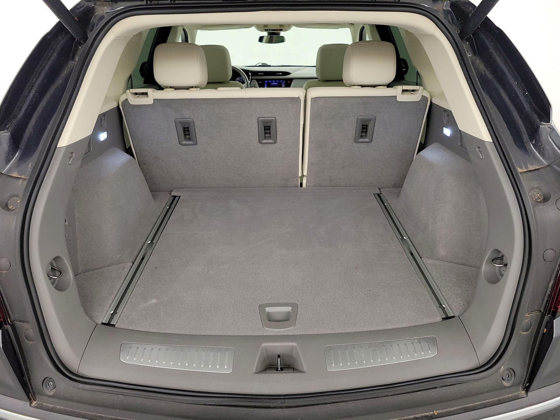 Thumbnail: 2021 Cadillac XT5 - 20