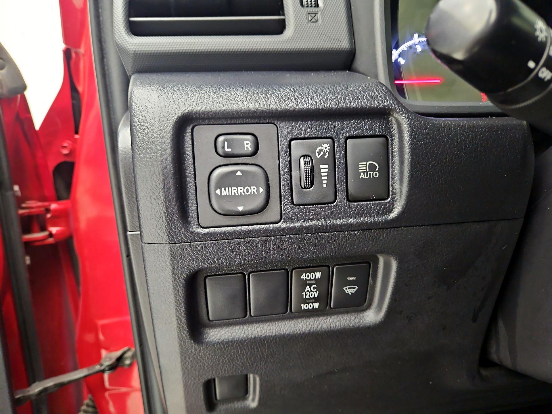 Thumbnail: 2023 Toyota 4Runner - 13