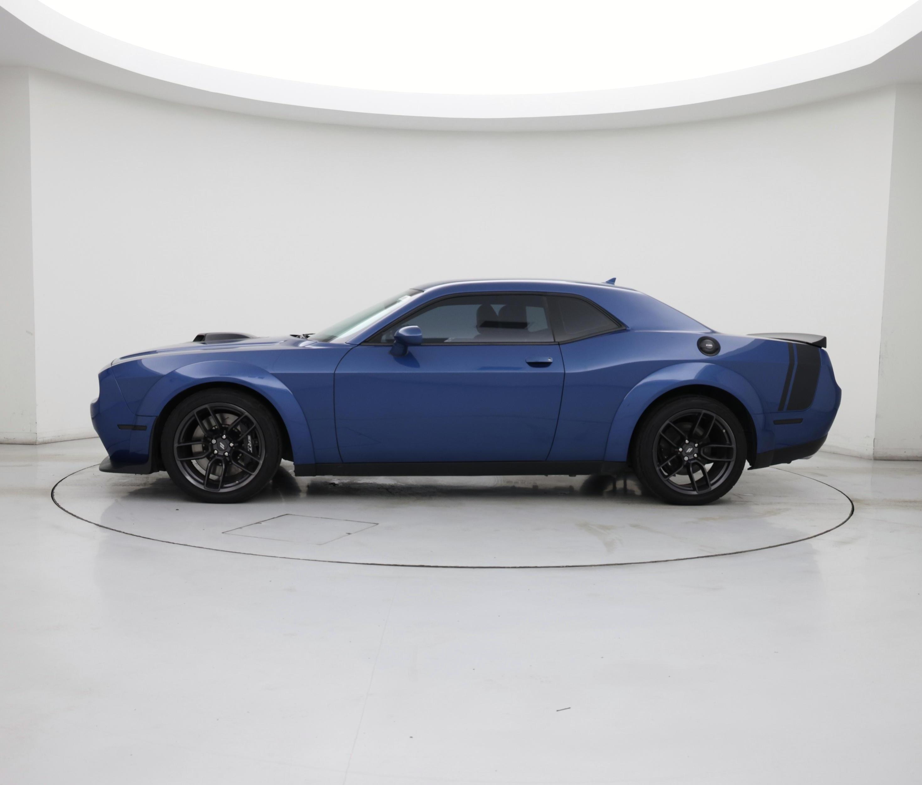 Thumbnail: 2022 Dodge Challenger - 3