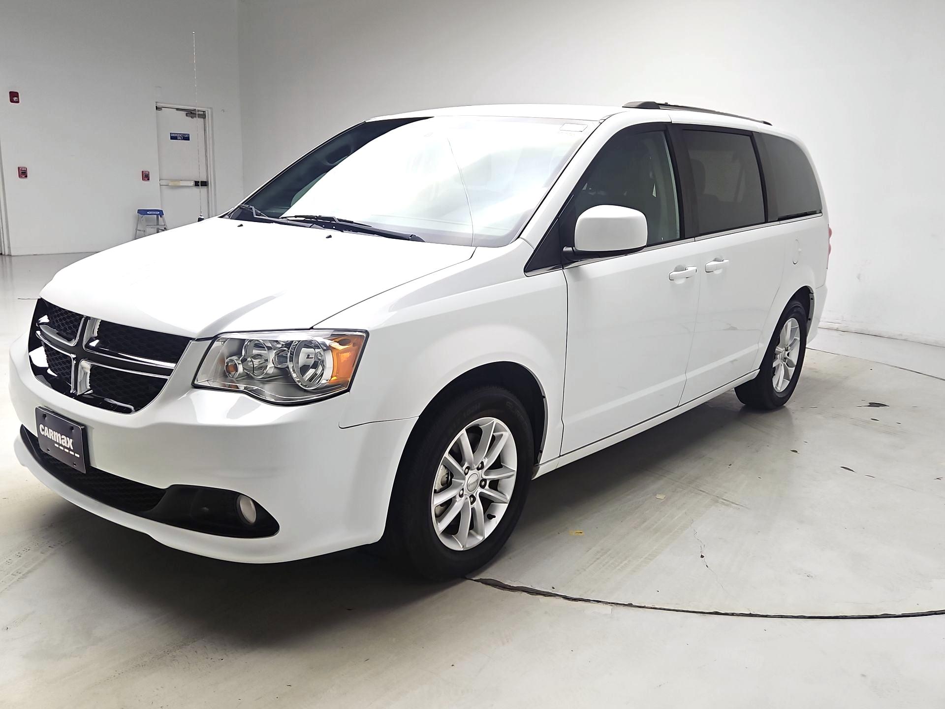 Thumbnail: 2018 Dodge Grand Caravan - 3