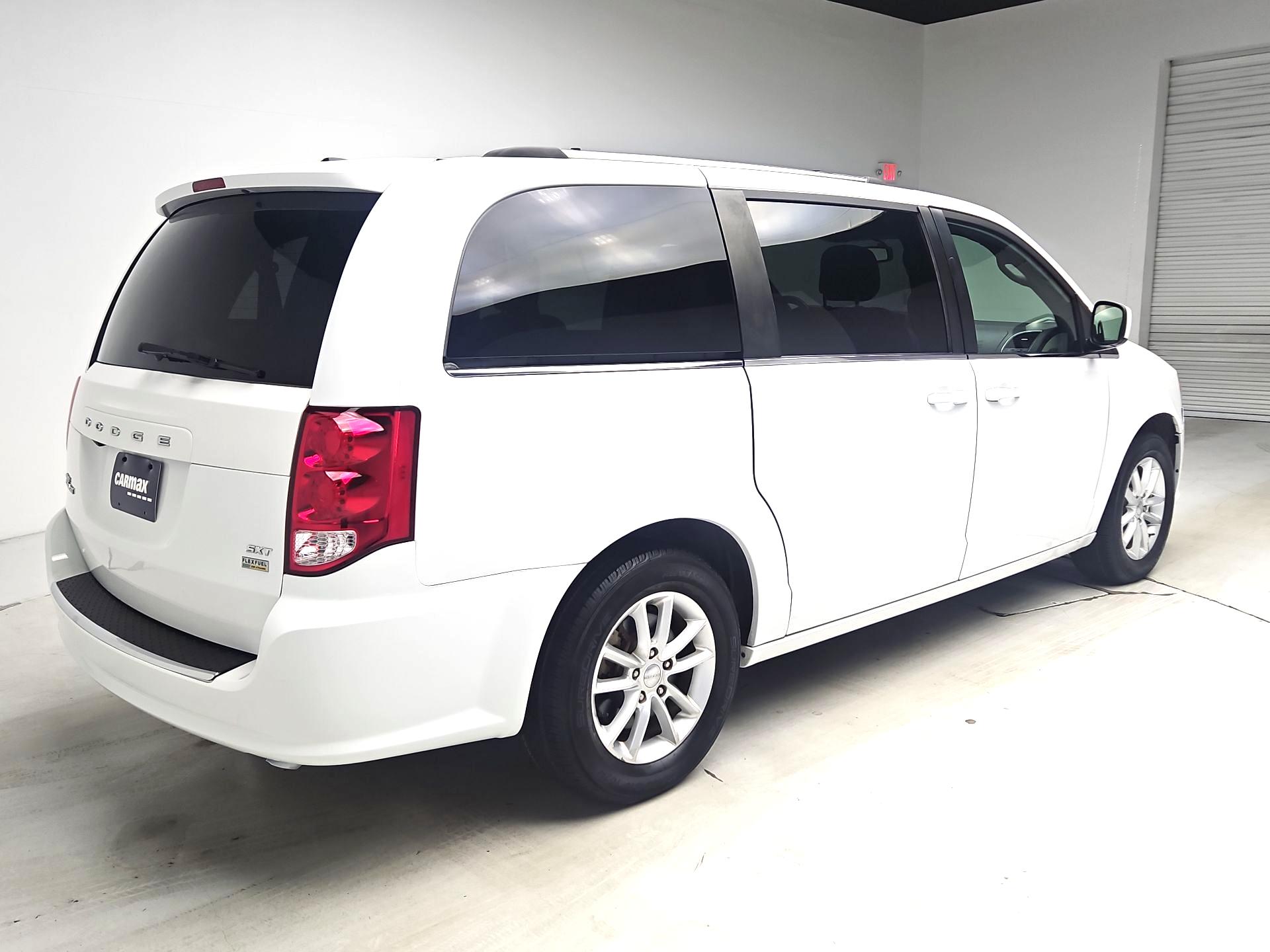 Thumbnail: 2018 Dodge Grand Caravan - 5