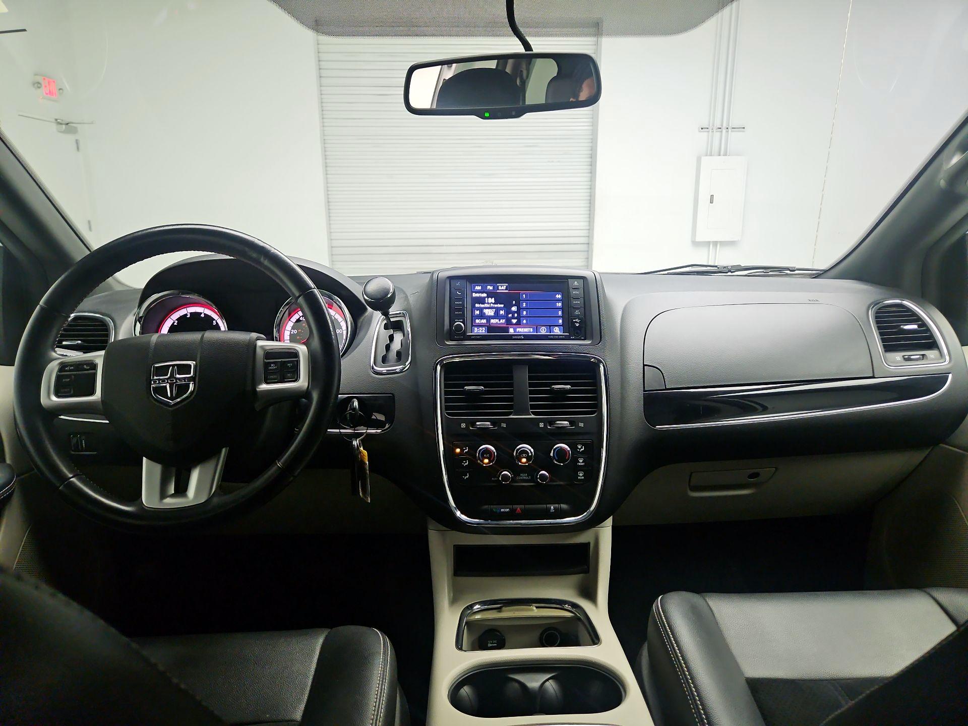 Thumbnail: 2018 Dodge Grand Caravan - 8