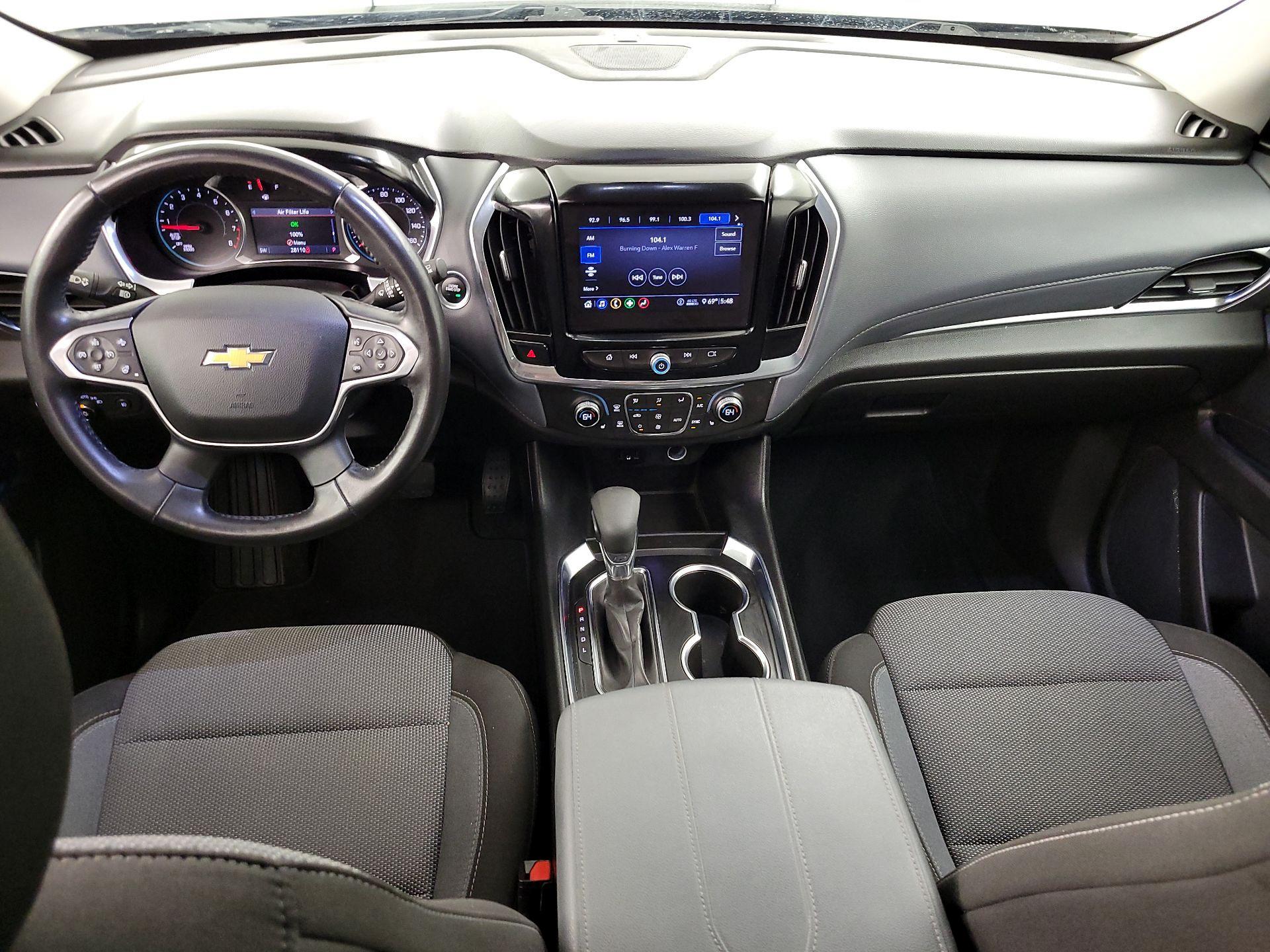 Thumbnail: 2021 Chevrolet Traverse - 9