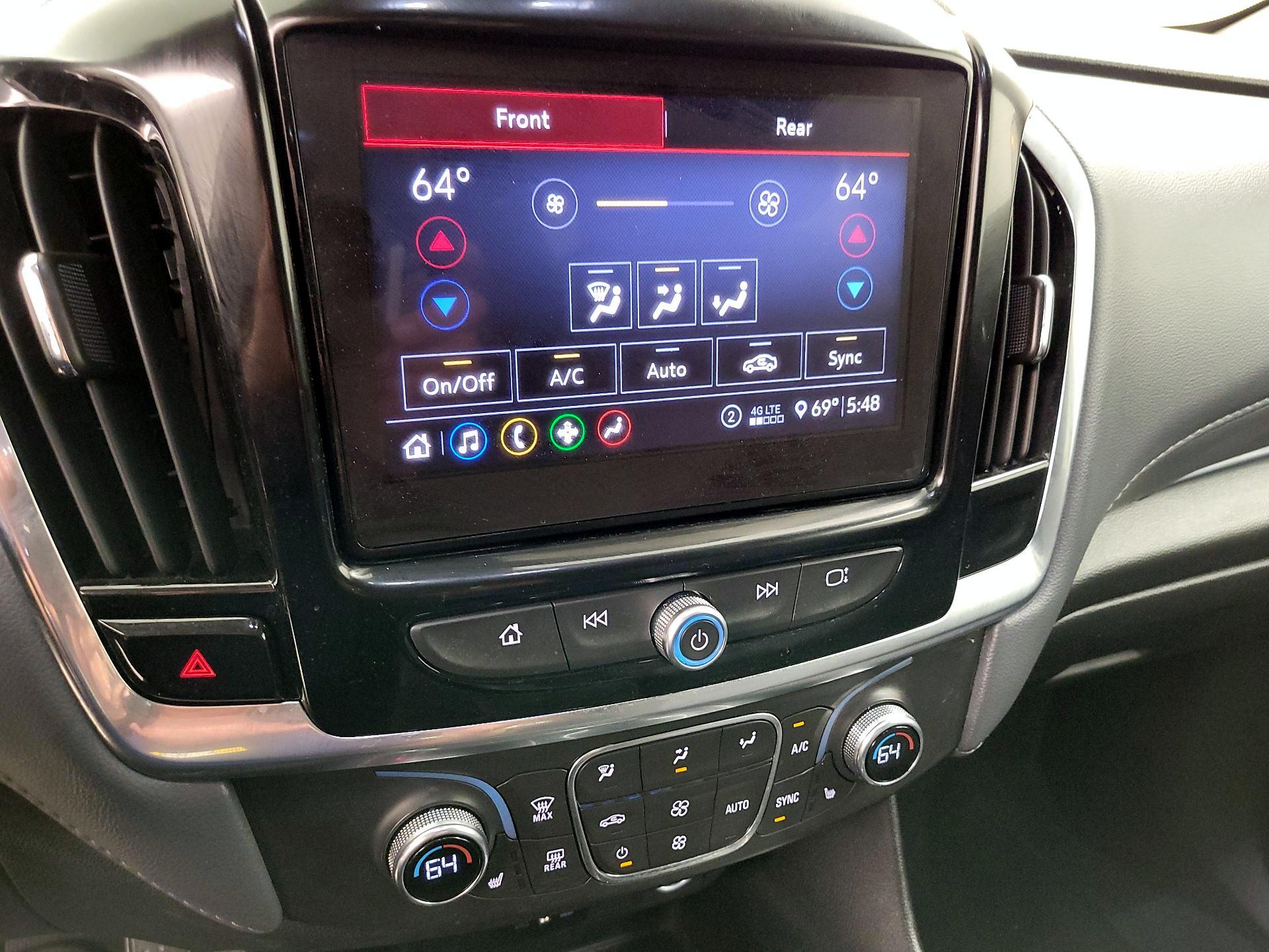 Thumbnail: 2021 Chevrolet Traverse - 16