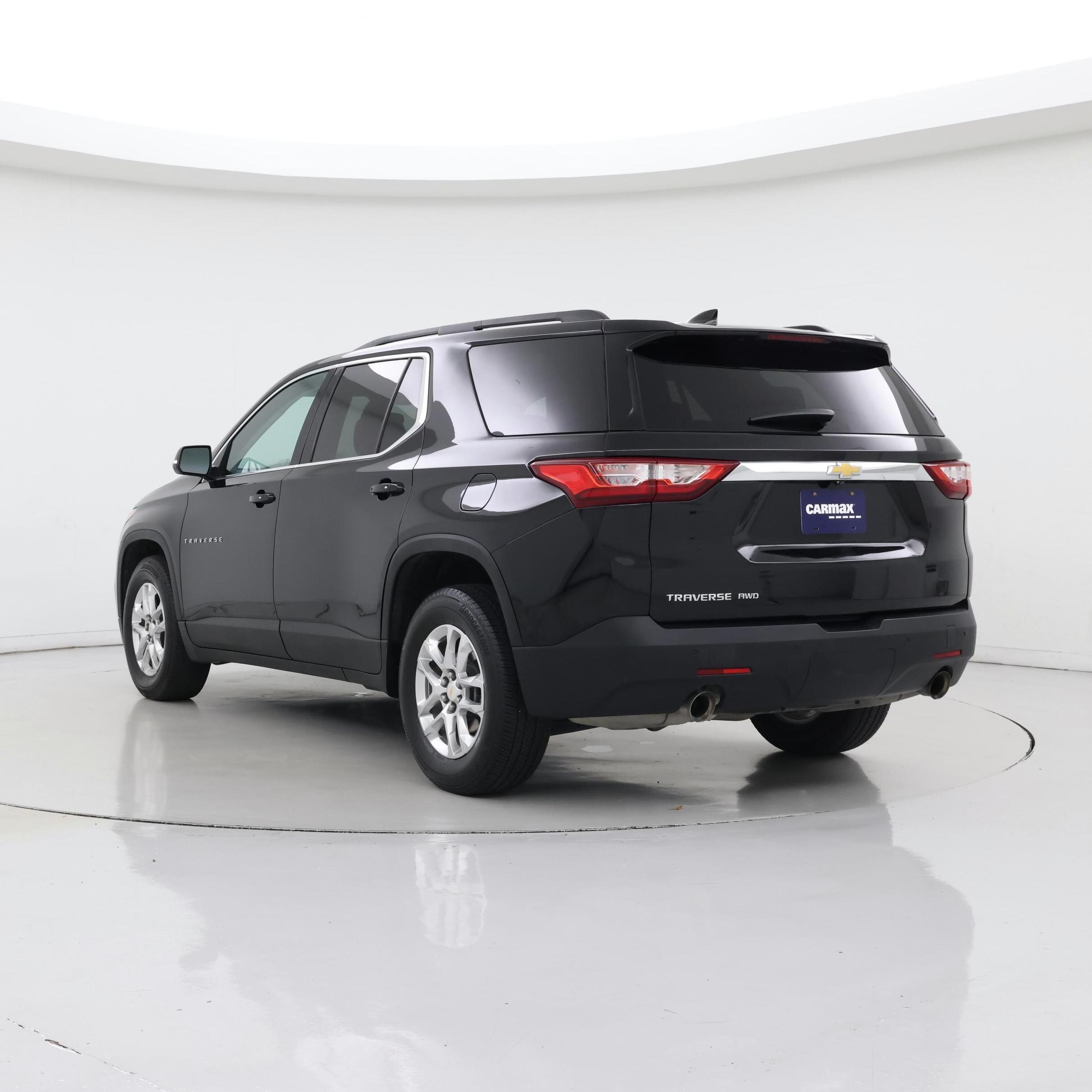 Thumbnail: 2021 Chevrolet Traverse - 2