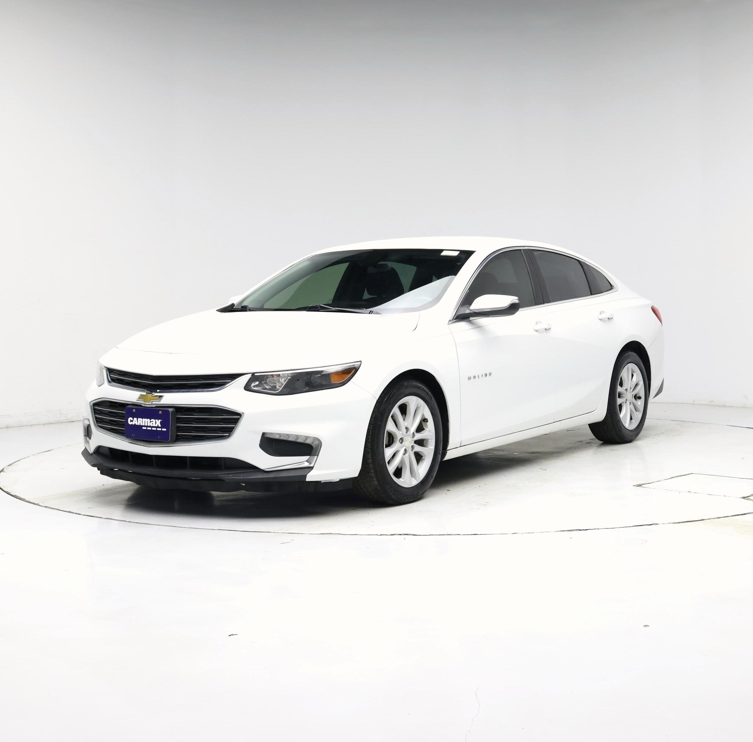 Thumbnail: 2016 Chevrolet Malibu - 4