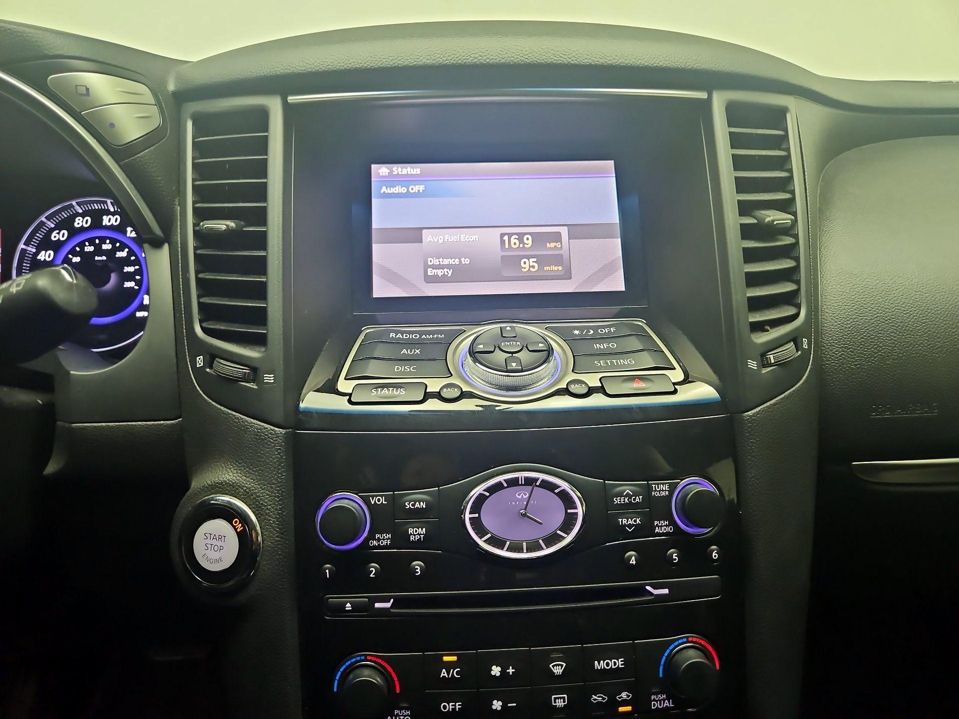 Thumbnail: 2014 INFINITI QX70 - 15