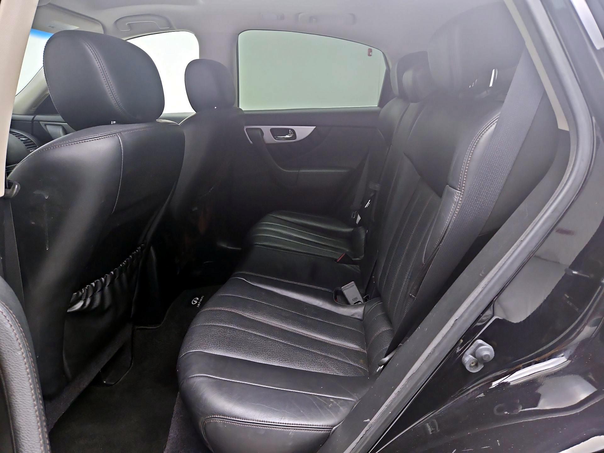 Thumbnail: 2014 INFINITI QX70 - 19