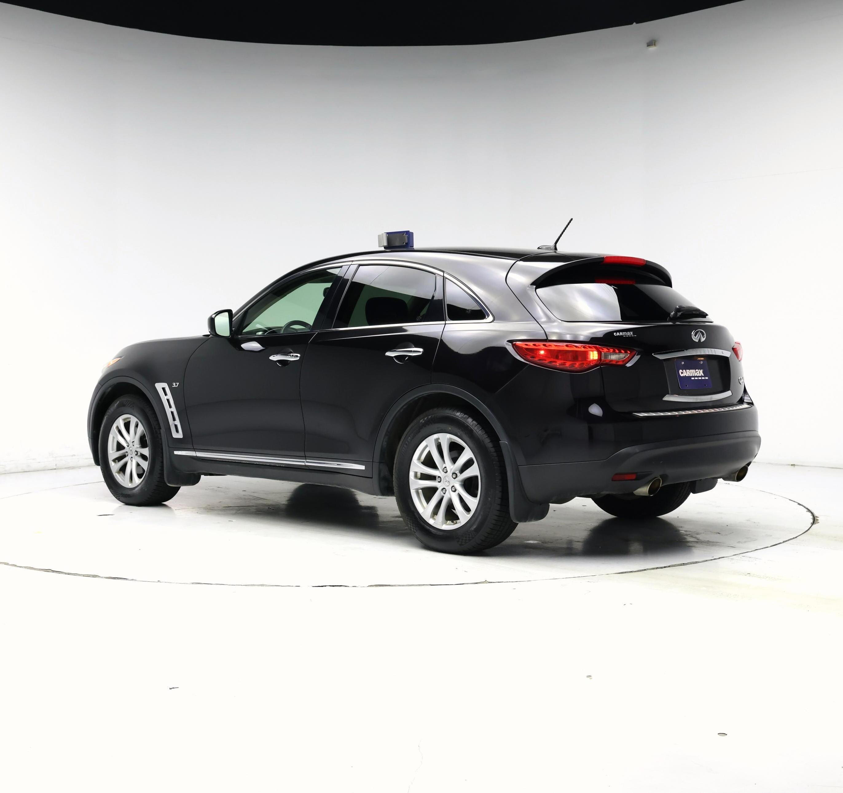 Thumbnail: 2014 INFINITI QX70 - 3