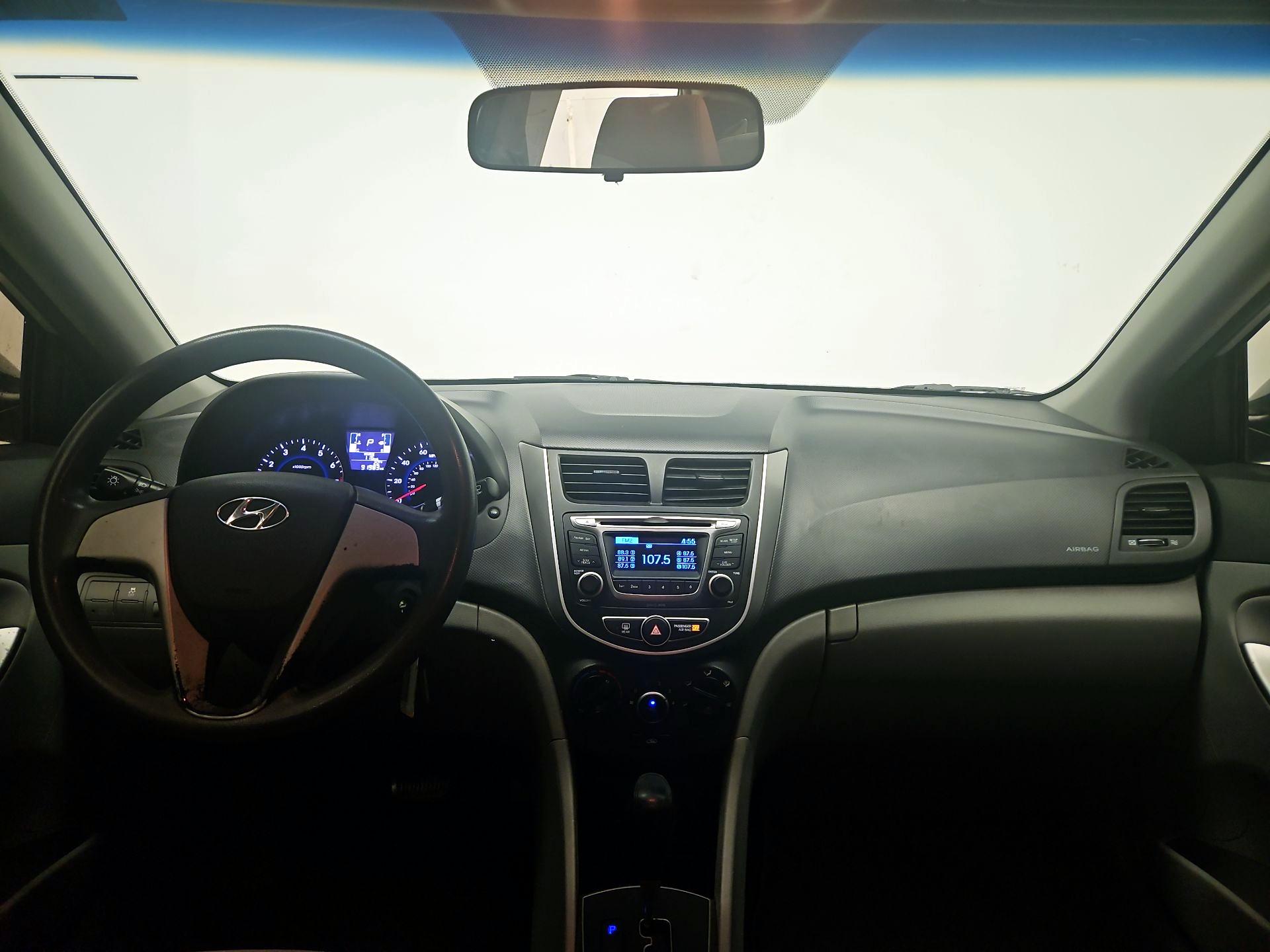 Thumbnail: 2016 Hyundai Accent - 9