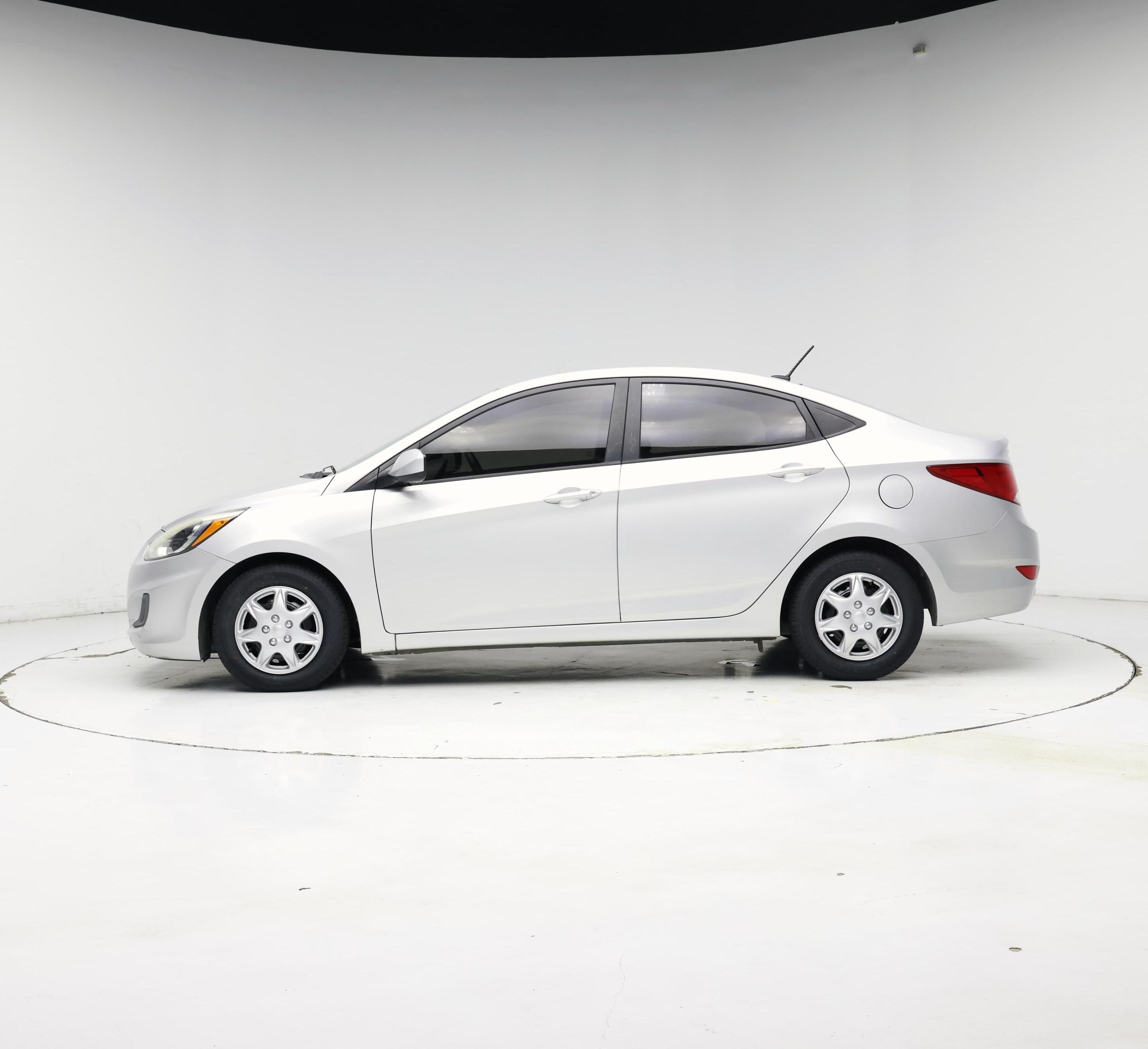 Thumbnail: 2016 Hyundai Accent - 3