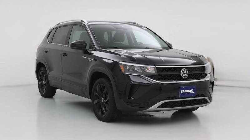2023 Volkswagen Taos SE Hero Image