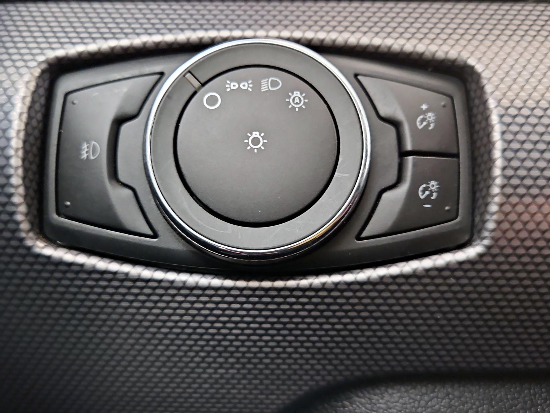 Thumbnail: 2019 Ford Mustang - 13