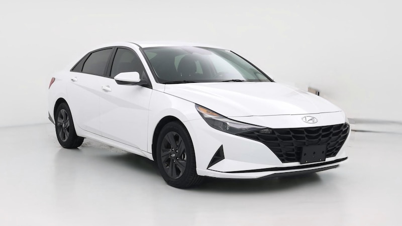 2021 Hyundai Elantra SEL Hero Image