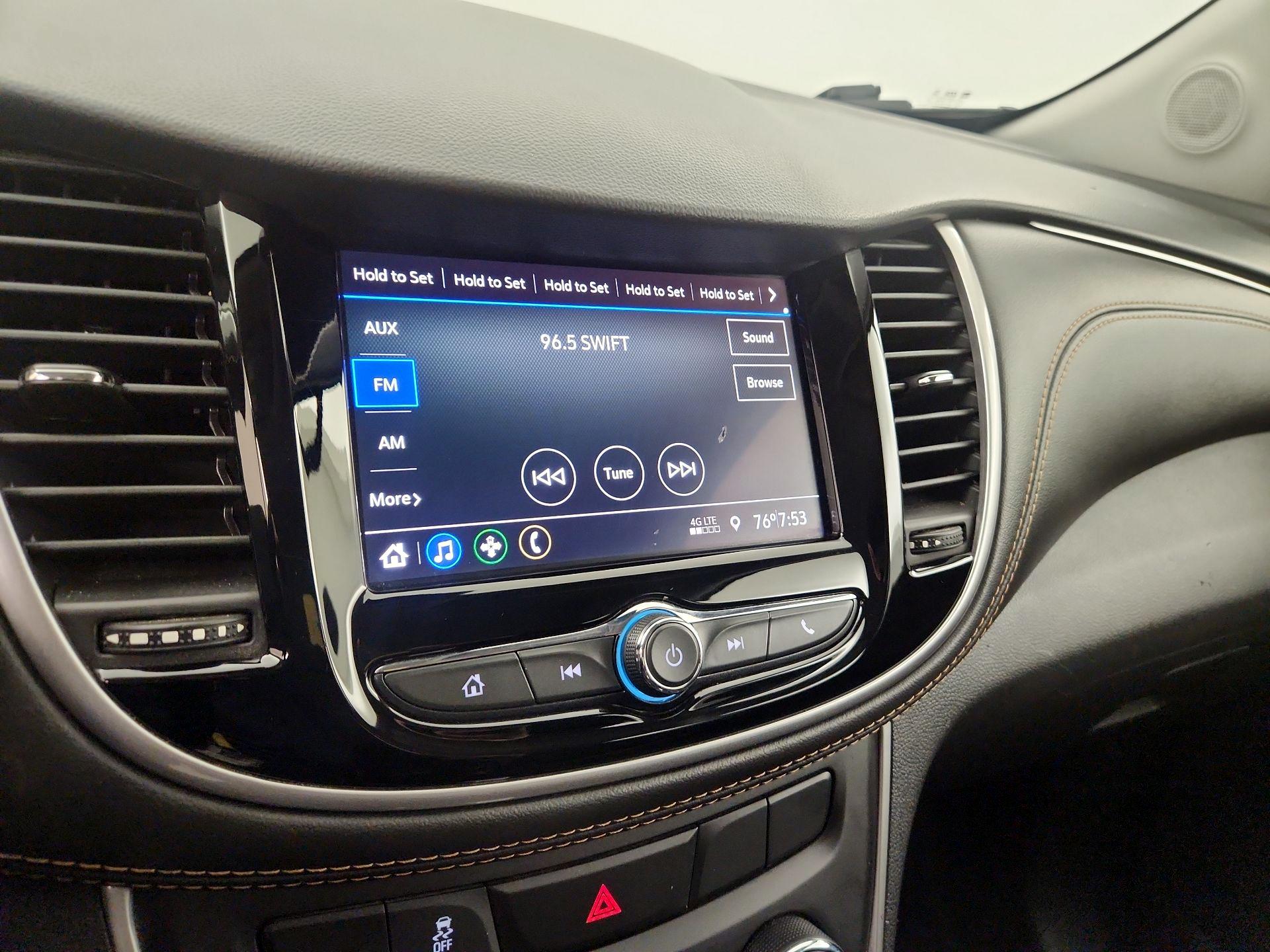 Thumbnail: 2022 Chevrolet Trax - 15