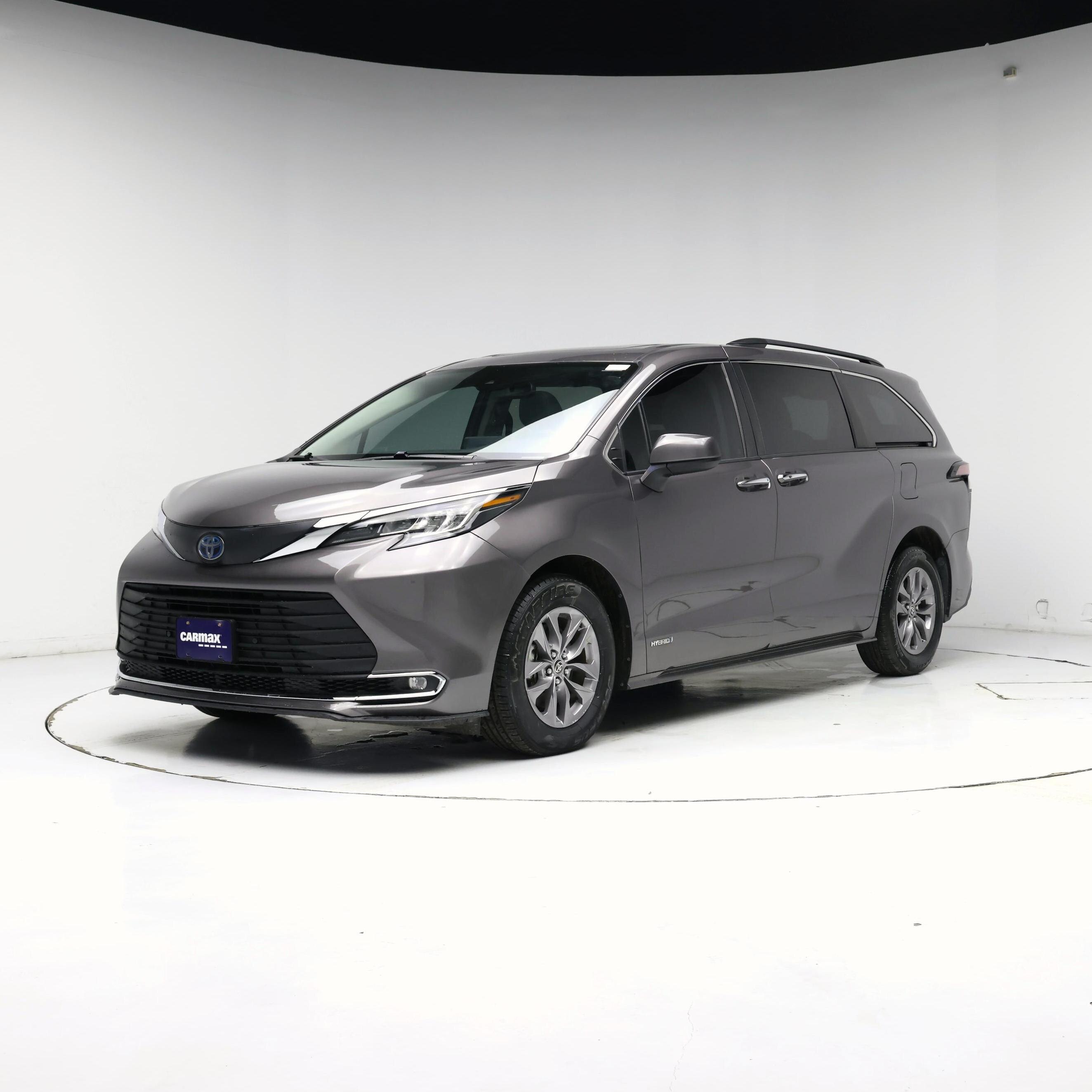 Thumbnail: 2021 Toyota Sienna - 4