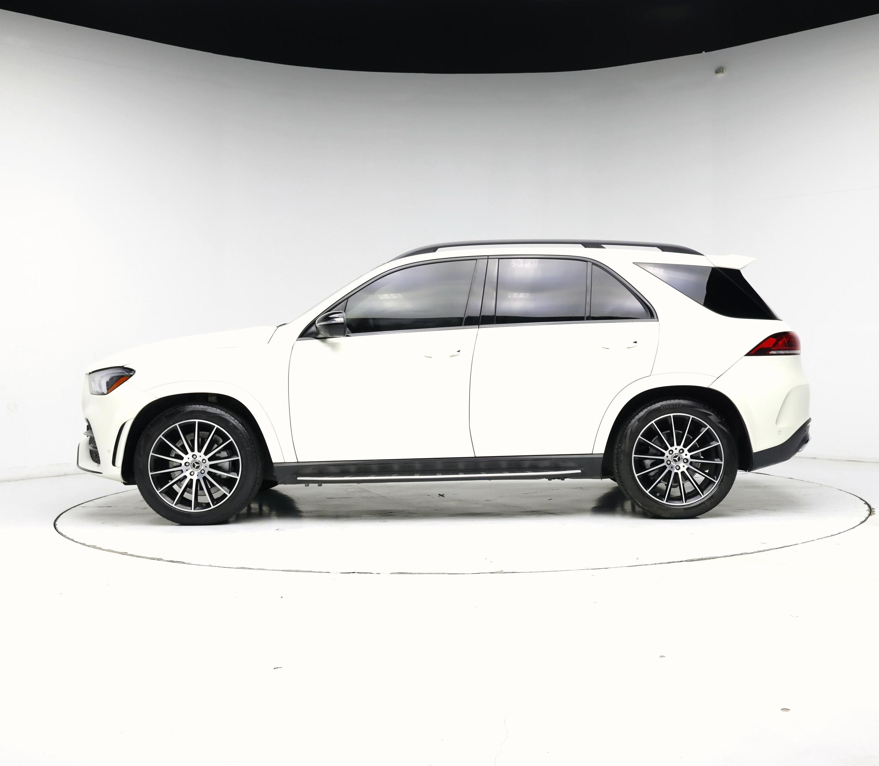 Thumbnail: 2022 Mercedes-Benz GLE - 3