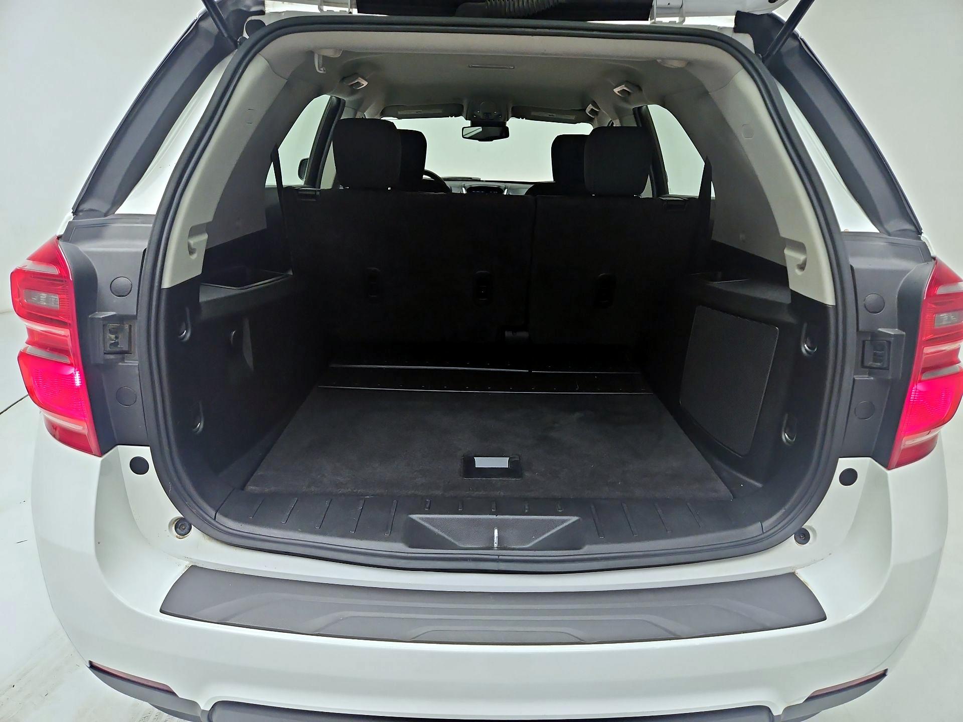 Thumbnail: 2017 Chevrolet Equinox - 19