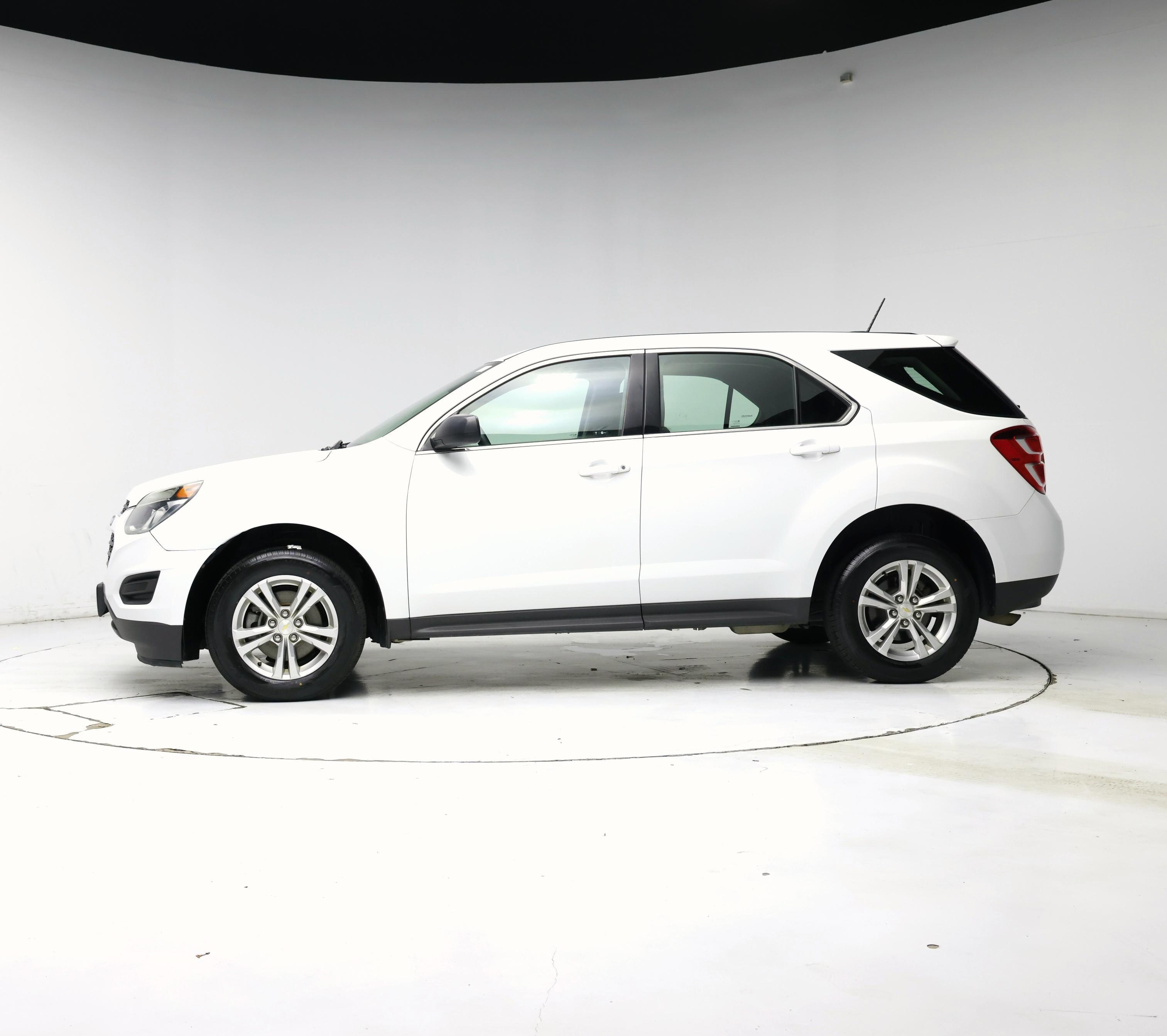 Thumbnail: 2017 Chevrolet Equinox - 3