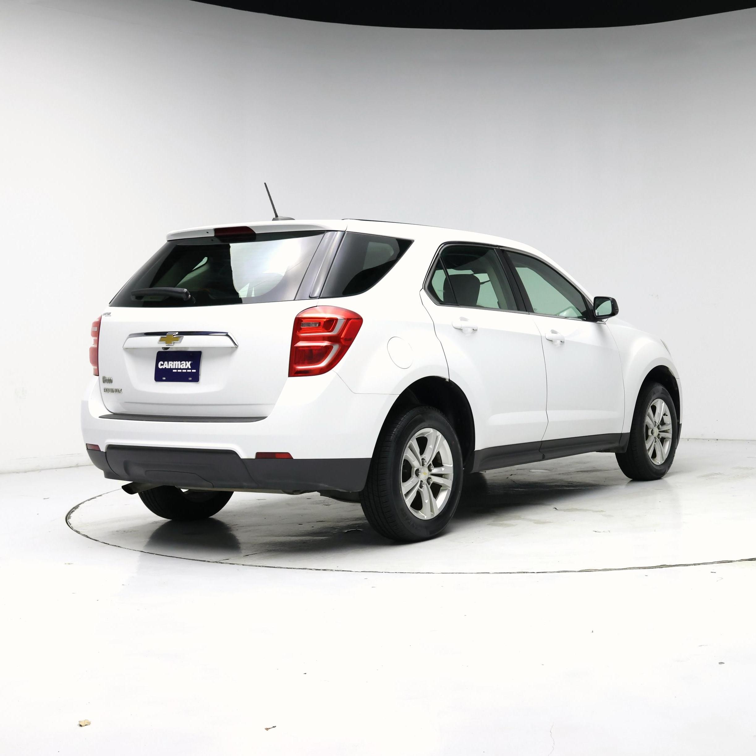 Thumbnail: 2017 Chevrolet Equinox - 8