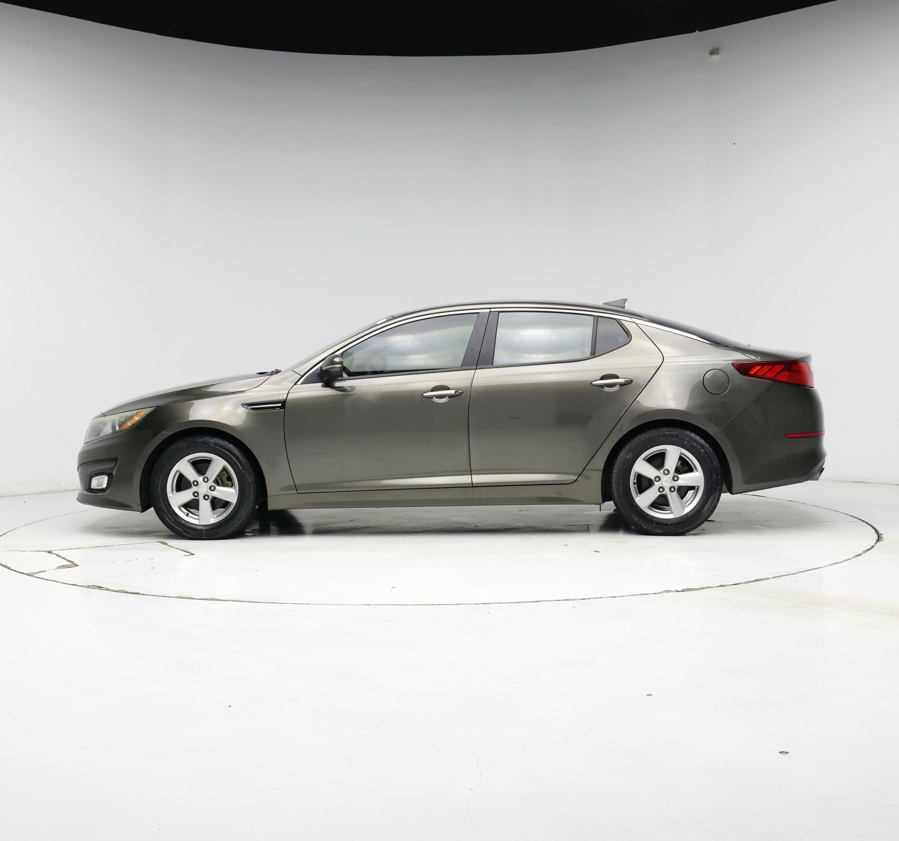 Thumbnail: 2015 Kia Optima - 3