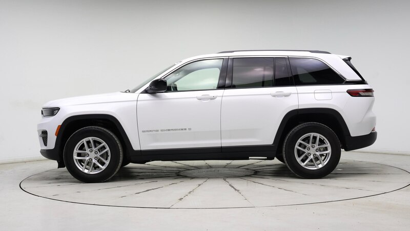 2023 Jeep Grand Cherokee Laredo 3