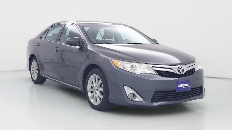 2014 Toyota Camry XLE Hero Image