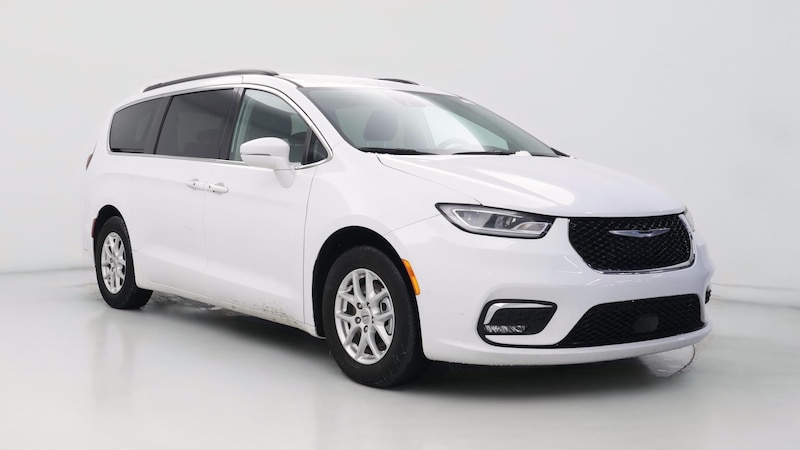 2022 Chrysler Pacifica Touring L Hero Image