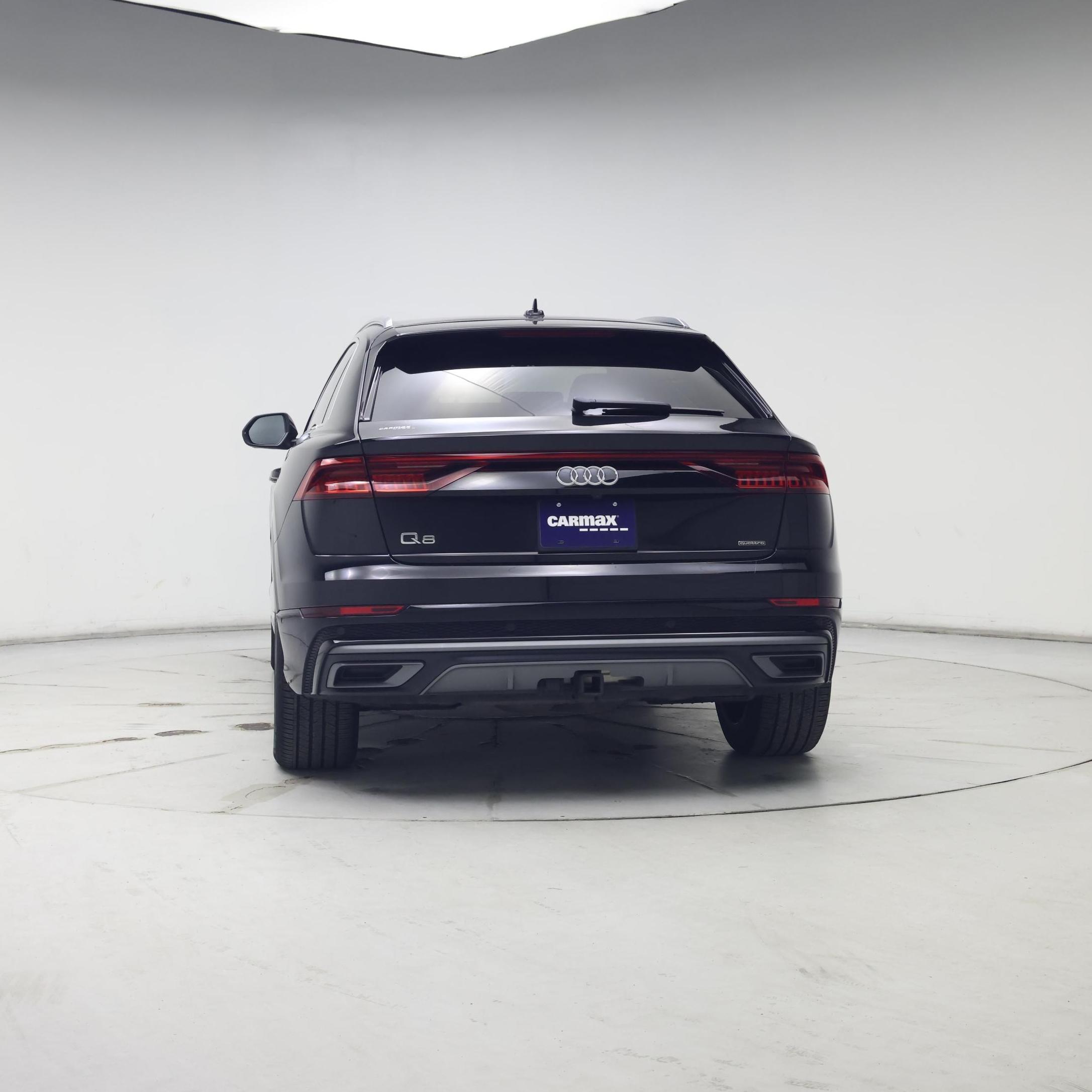 Thumbnail: 2021 Audi Q8 - 6