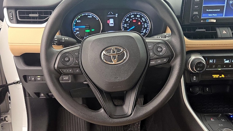 2020 Toyota RAV4 XLE 10