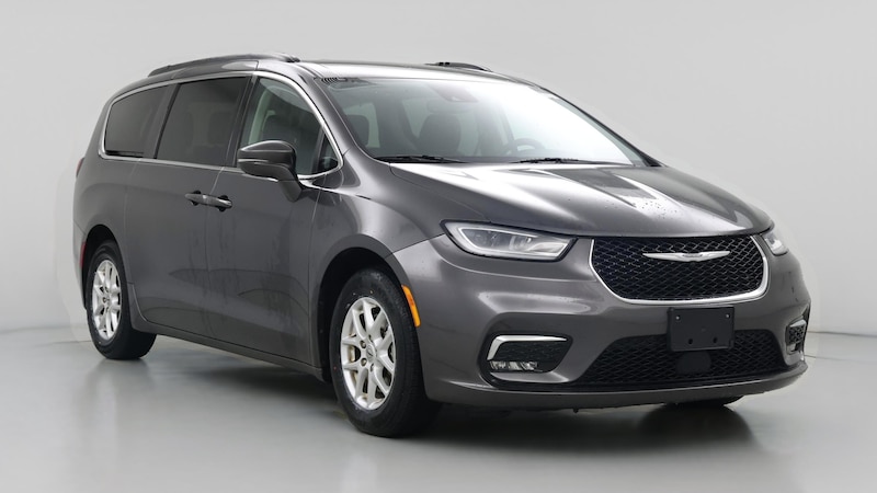 2022 Chrysler Pacifica Touring L Hero Image