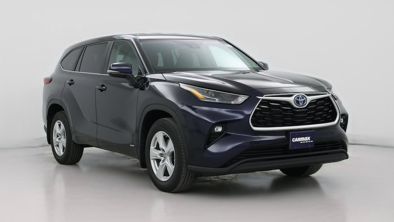 2023 Toyota Highlander LE Hero Image