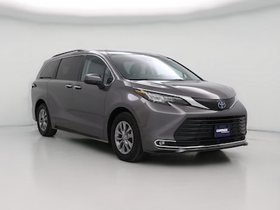 2023 Toyota Sienna XLE -
                Merrillville, IN