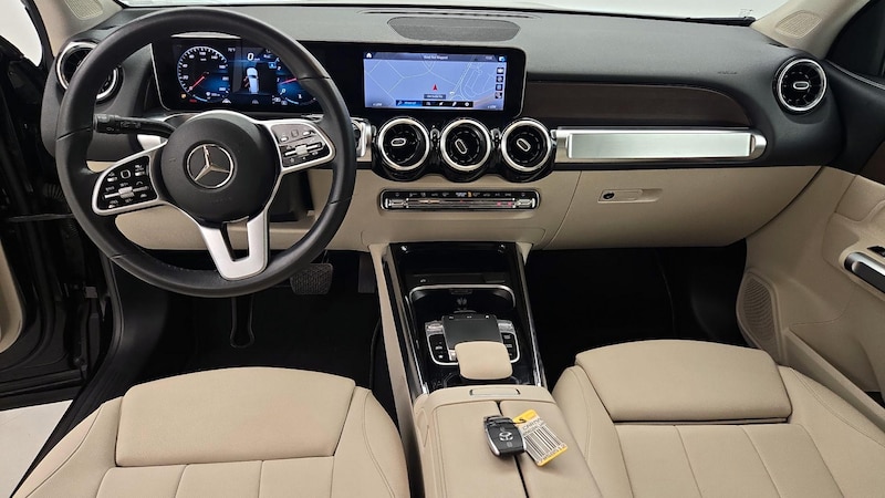 2020 Mercedes-Benz GLB 250 9