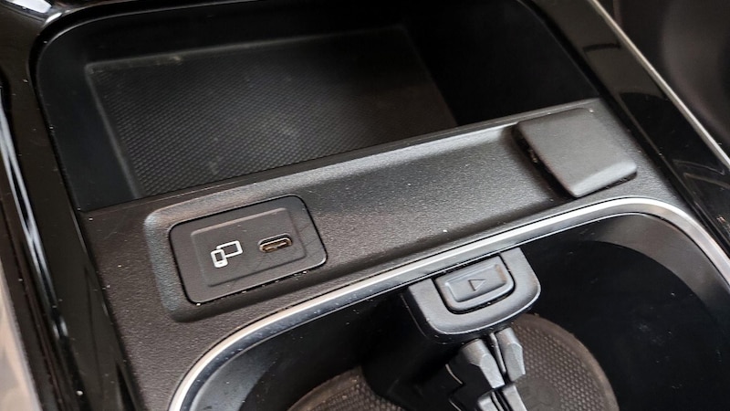 2020 Mercedes-Benz GLB 250 19