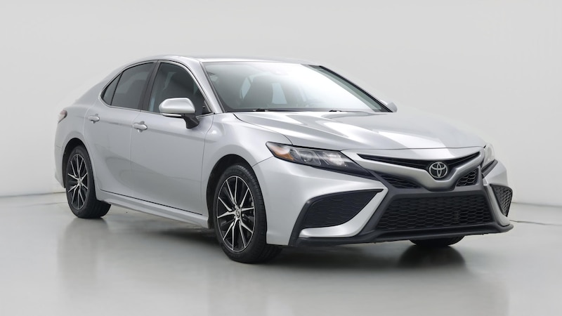 2022 Toyota Camry SE Hero Image