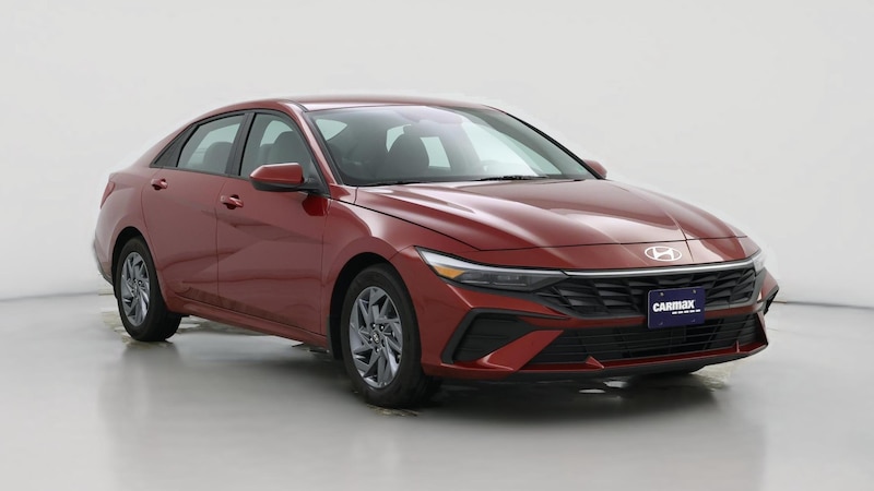 2024 Hyundai Elantra SEL Hero Image