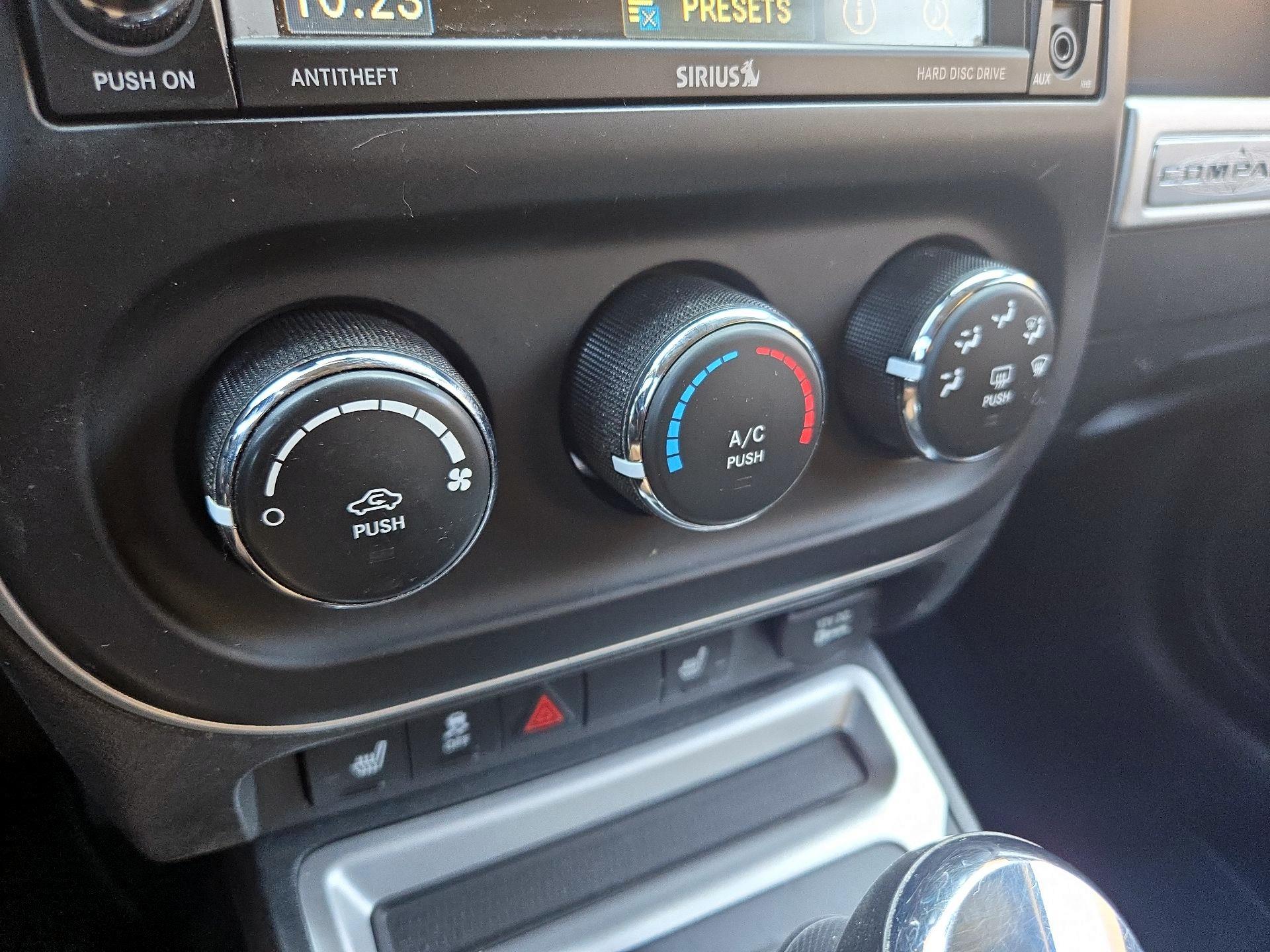 Thumbnail: 2016 Jeep Compass - 15