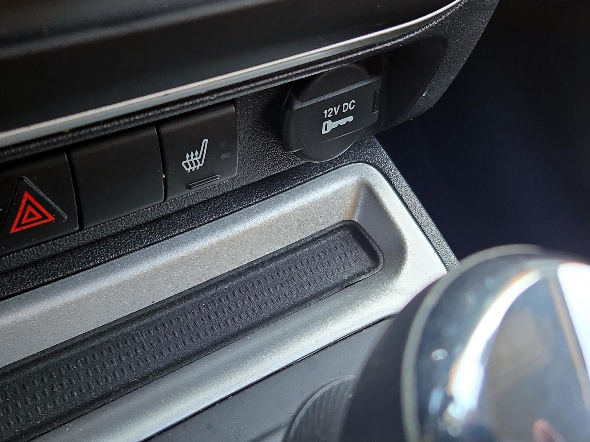 Thumbnail: 2016 Jeep Compass - 17