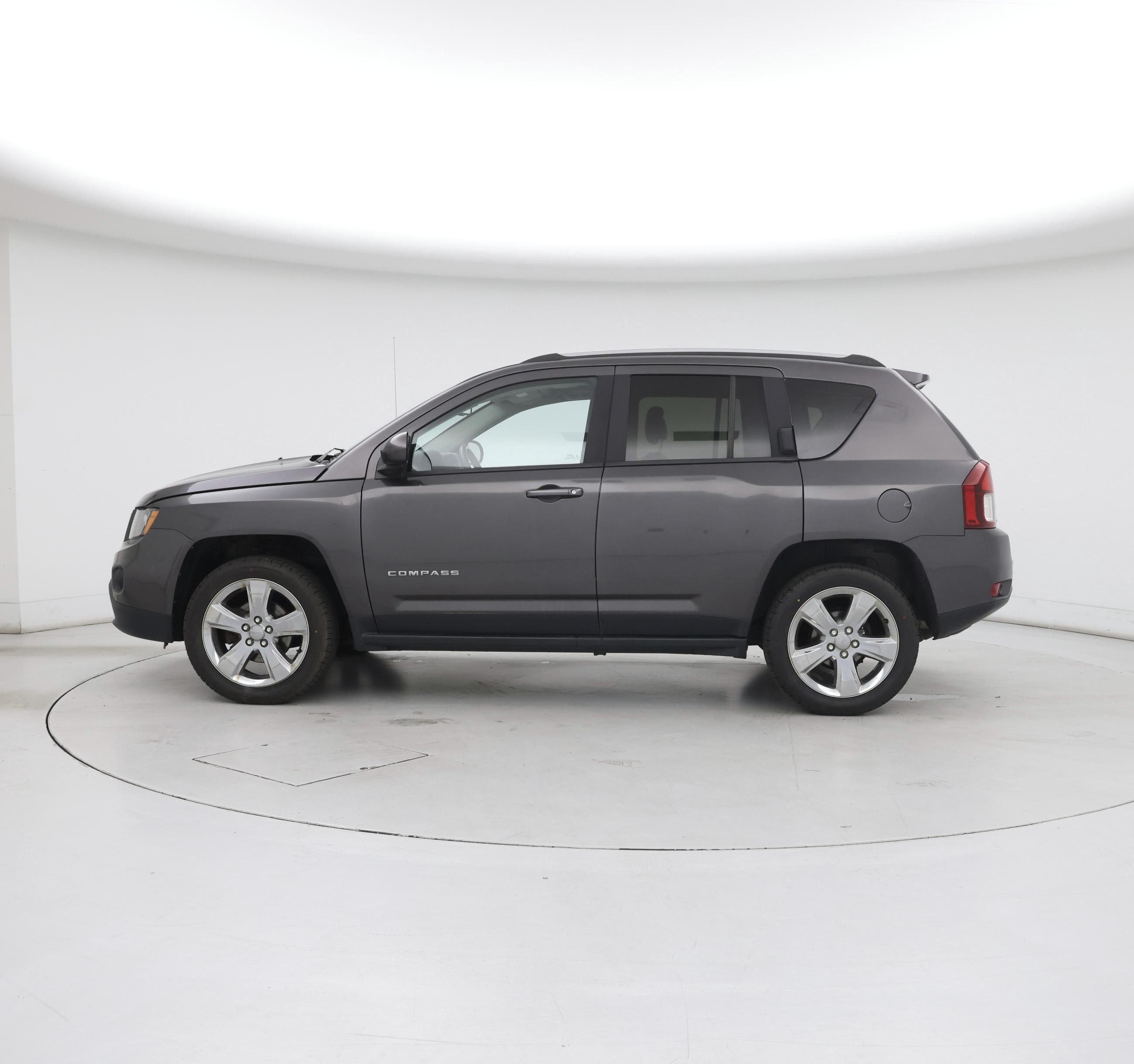 Thumbnail: 2016 Jeep Compass - 3