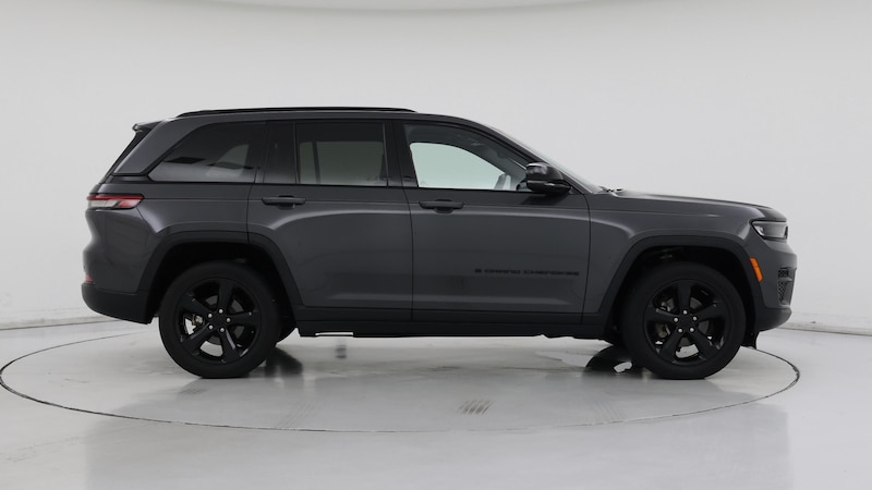 2022 Jeep Grand Cherokee Altitude 7