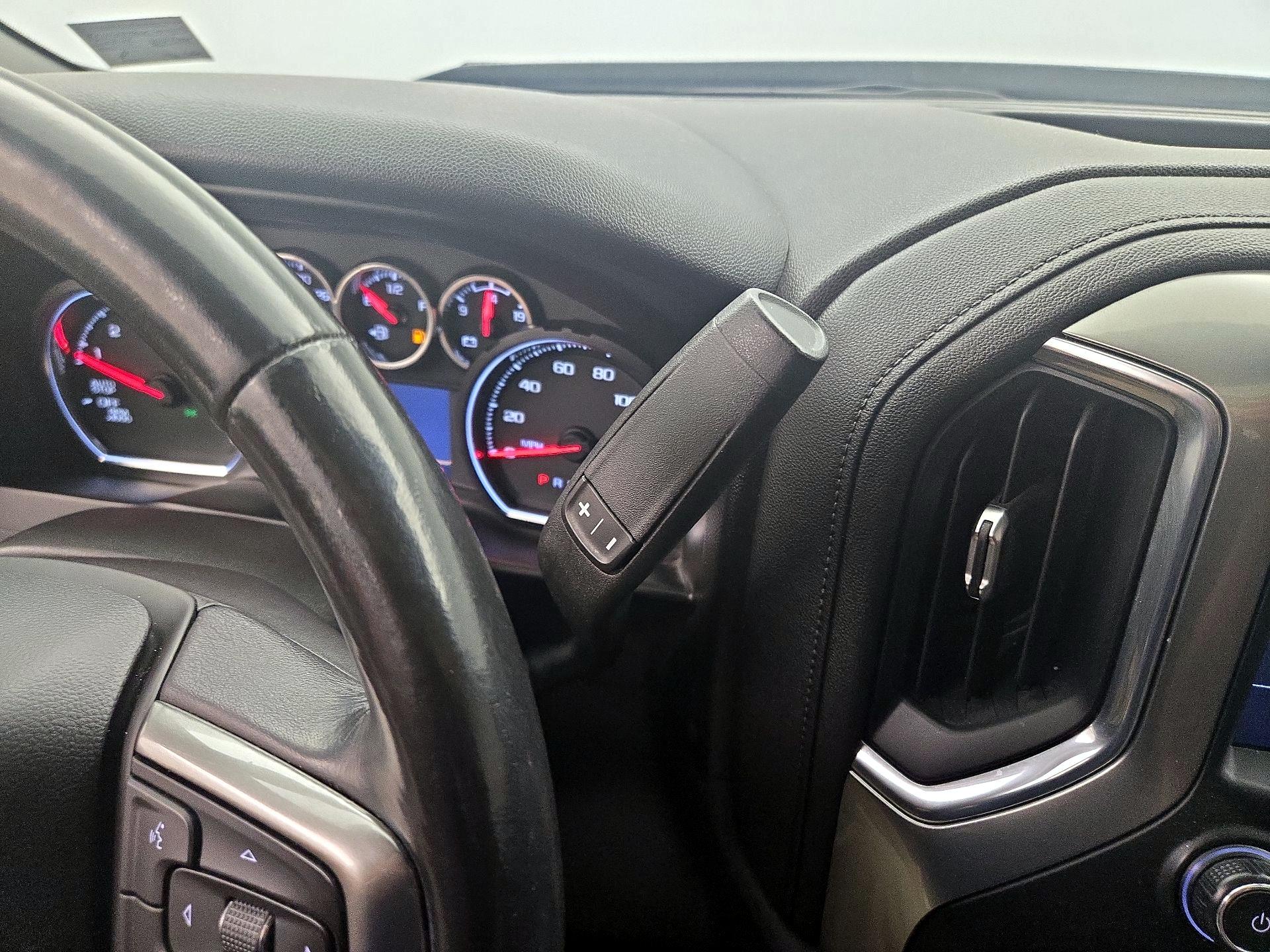 Thumbnail: 2021 Chevrolet Silverado 1500 - 17