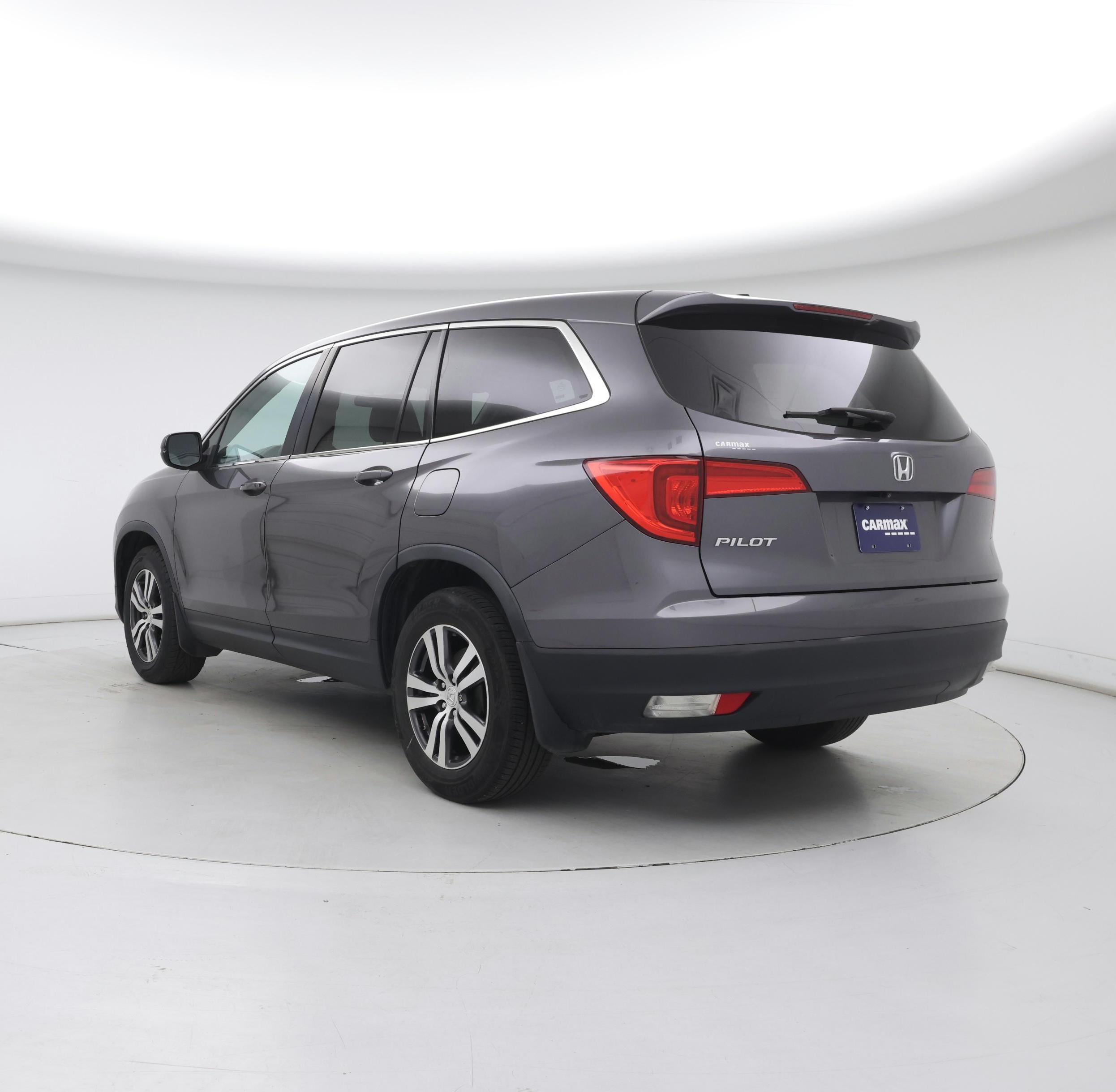 Thumbnail: 2018 Honda Pilot - 2