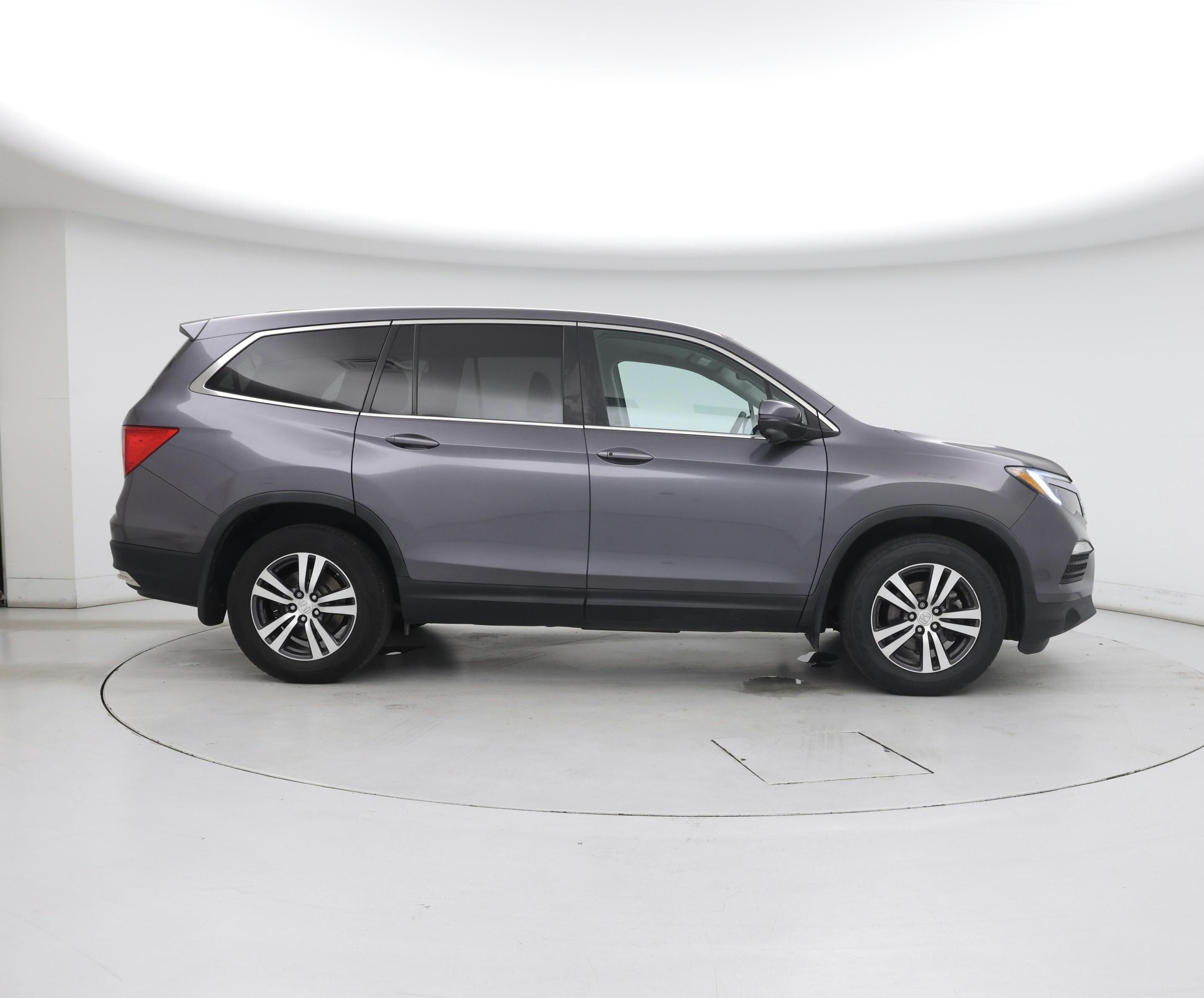 Thumbnail: 2018 Honda Pilot - 7
