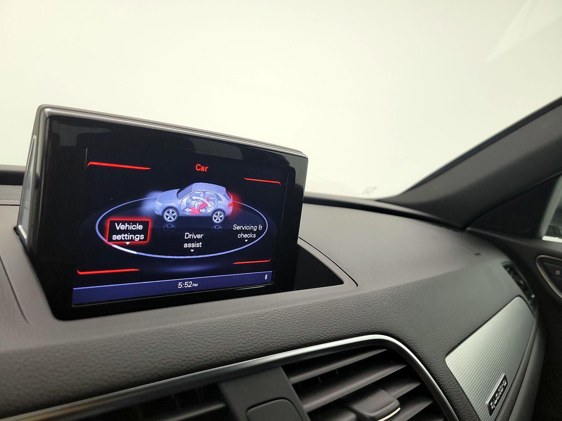 Thumbnail: 2015 Audi Q3 - 14
