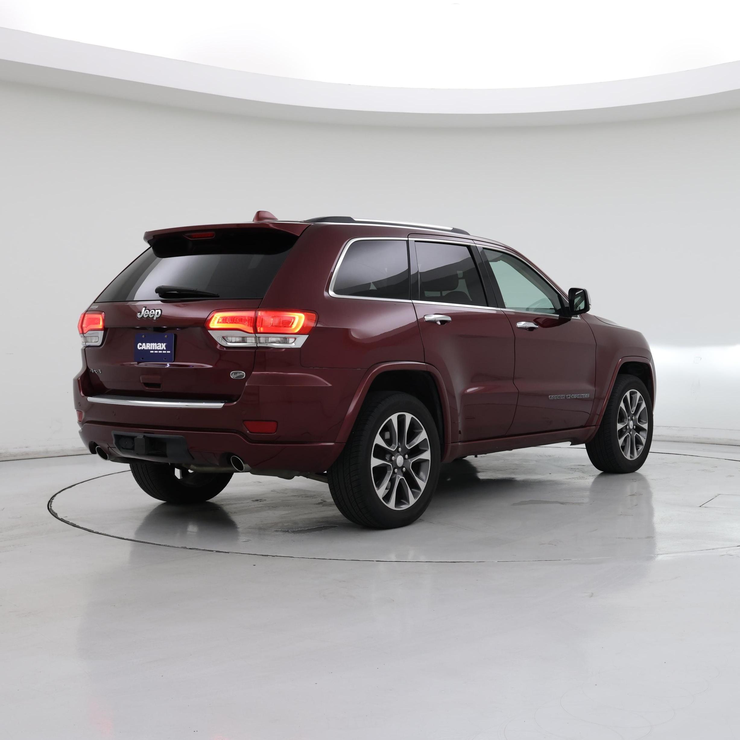 Thumbnail: 2017 Jeep Grand Cherokee - 8