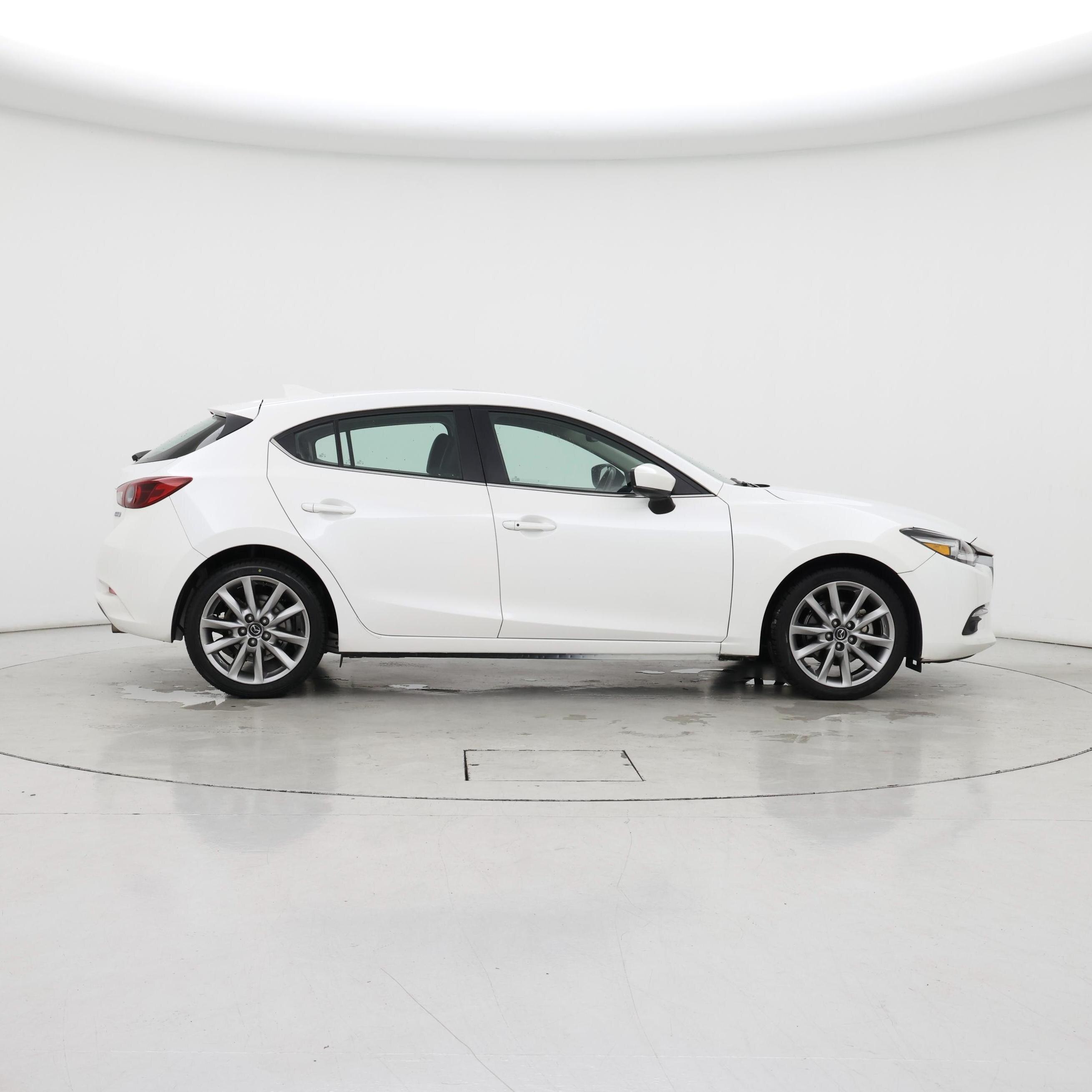 Thumbnail: 2018 Mazda Mazda3 - 7