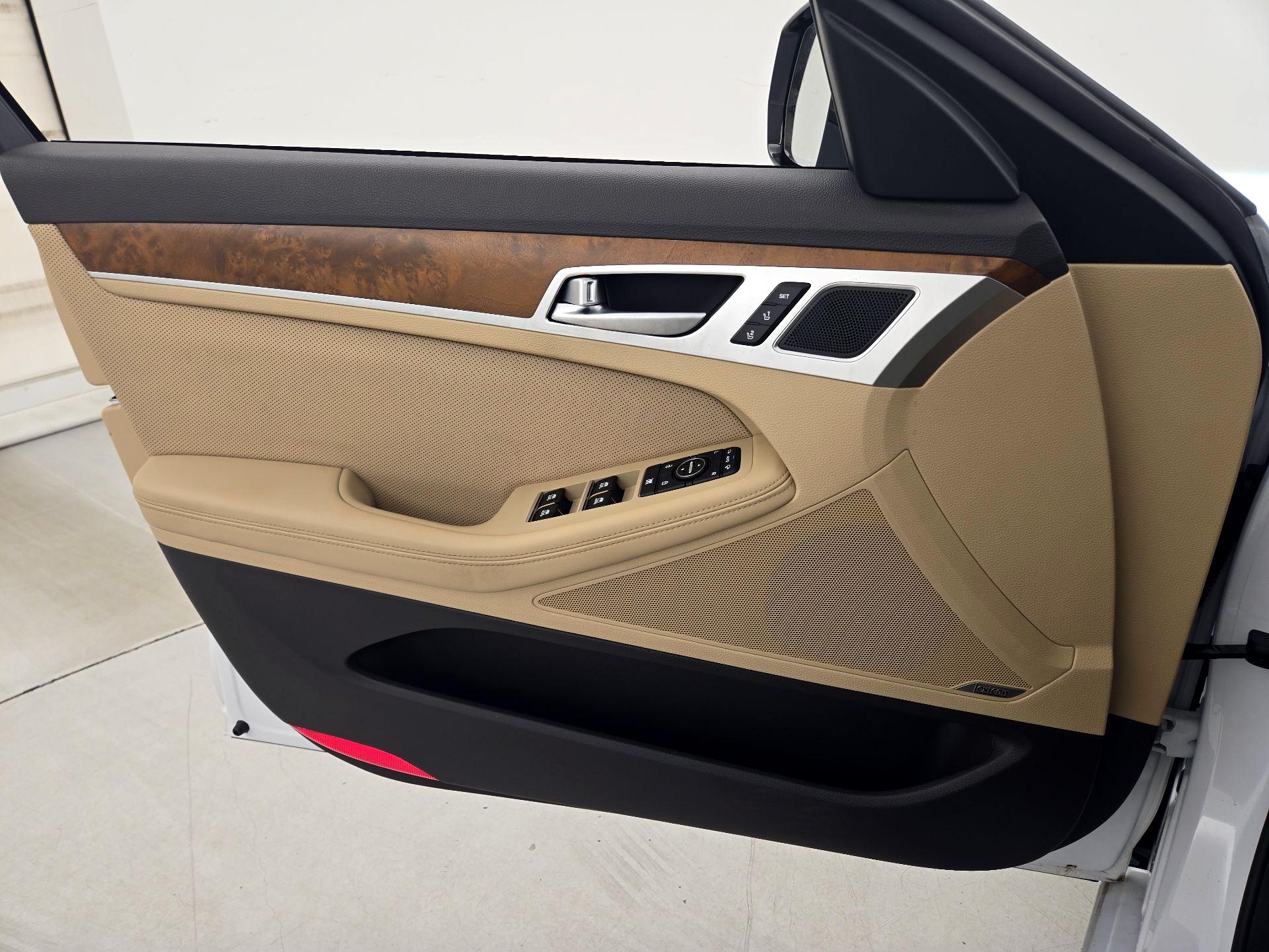 Thumbnail: 2016 Hyundai Genesis - 12