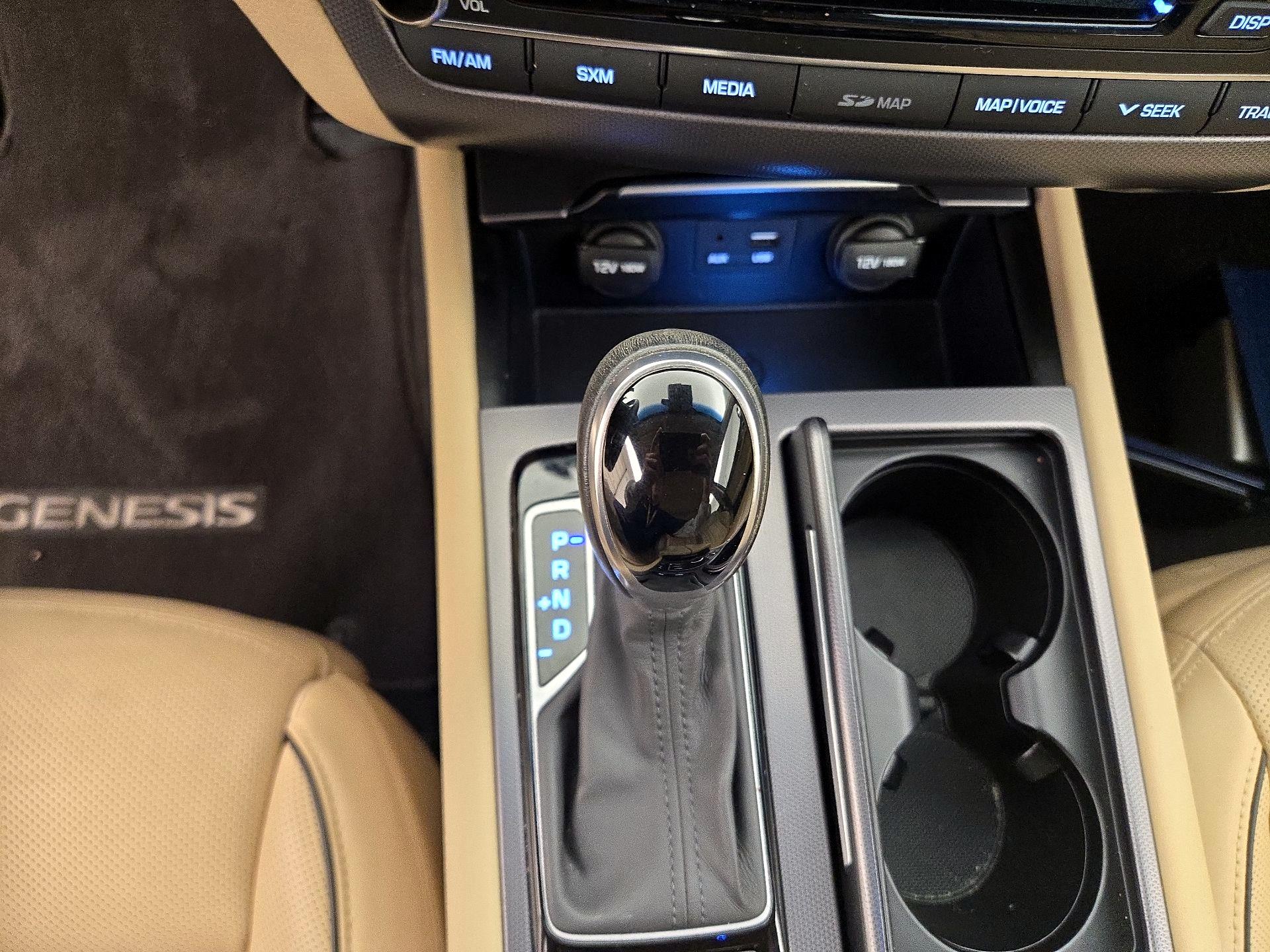 Thumbnail: 2016 Hyundai Genesis - 18