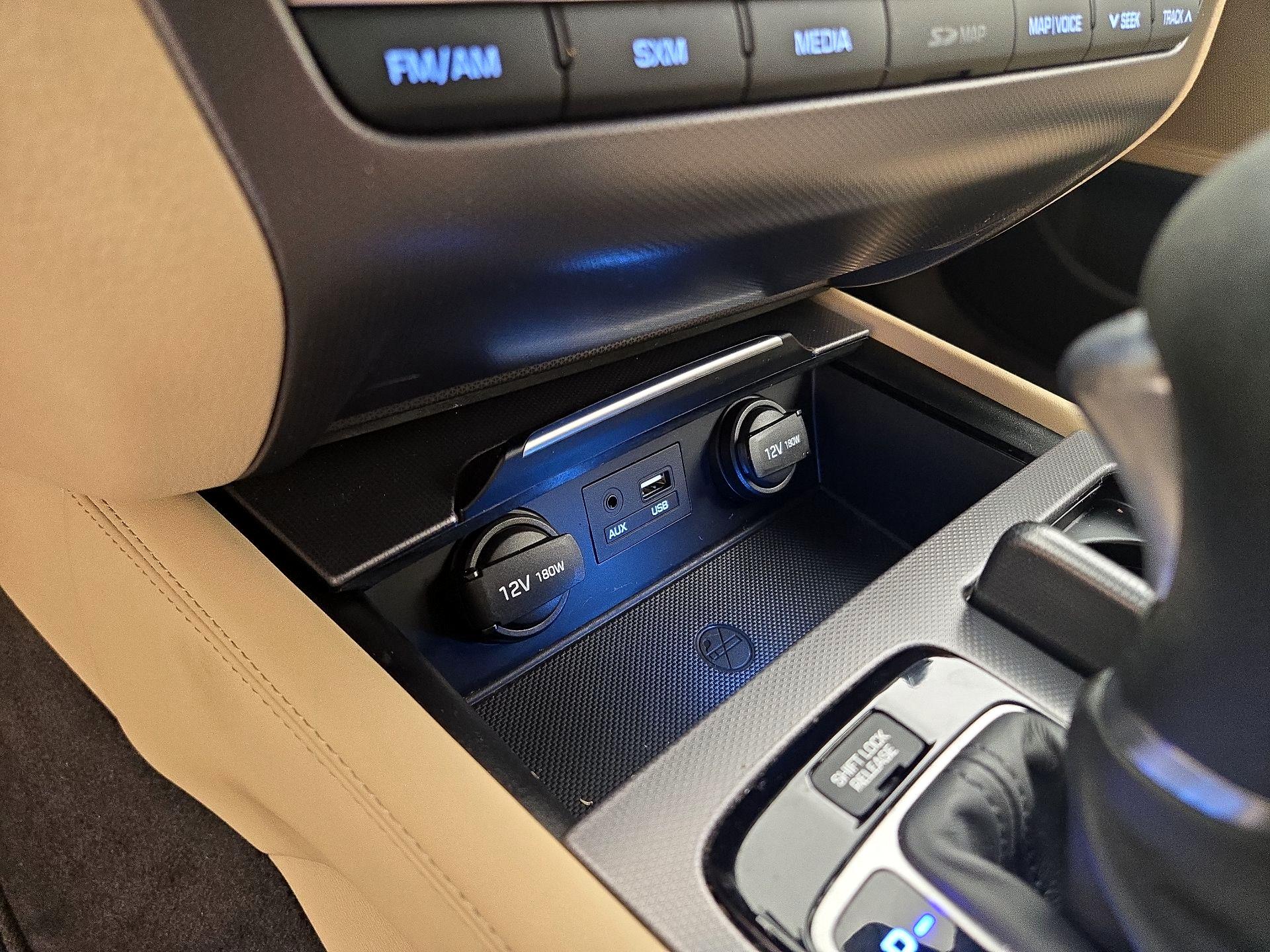 Thumbnail: 2016 Hyundai Genesis - 19